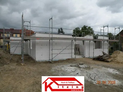 Baustelle einrichten & Erdgeschoss mauern, Foto 4